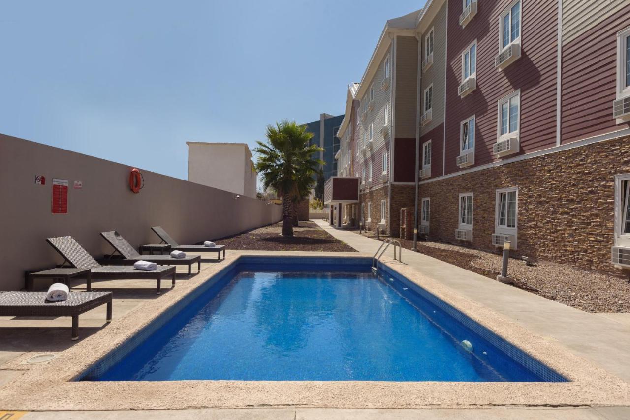 Extended Suites Saltillo Galerias מראה חיצוני תמונה